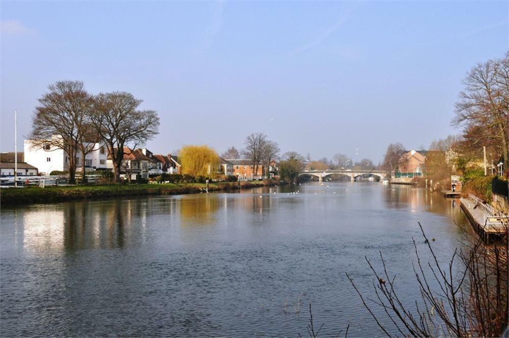 Thames View Apartments Staines-upon-Thames Exteriér fotografie
